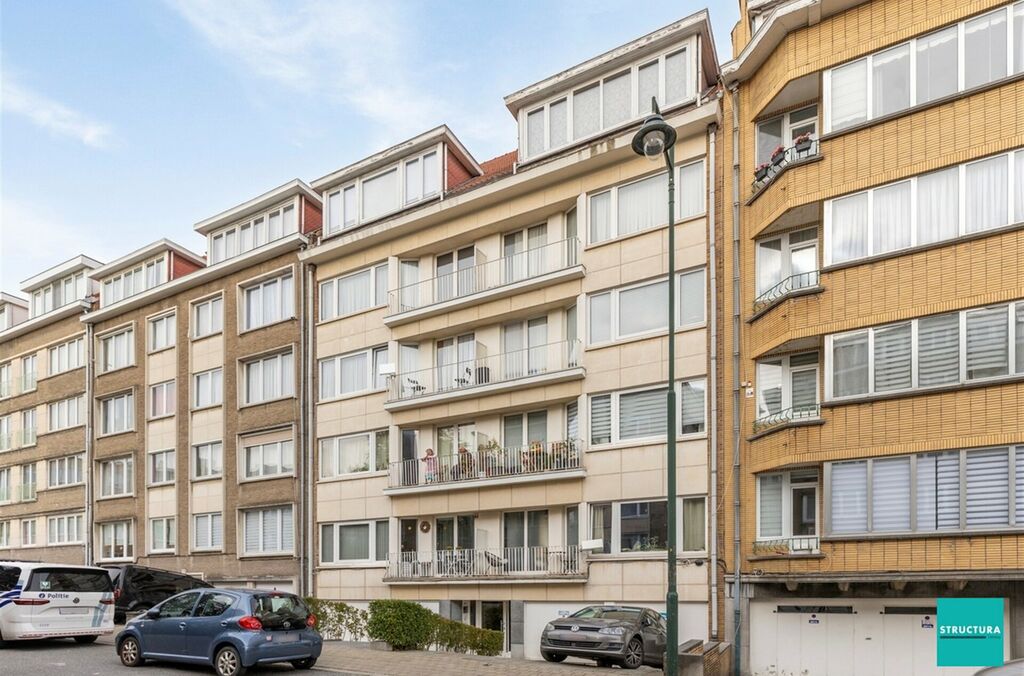 Appartement te koop in LAKEN